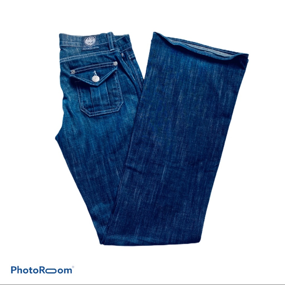 Rock Republic flared scorpion jeans size 26